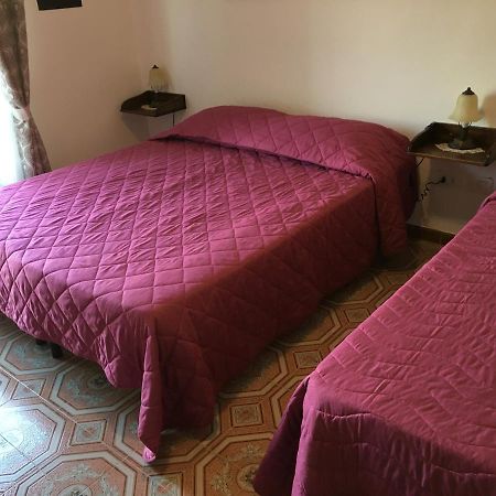Al Chiaro Di Luna Taormina Eksteriør billede